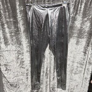 Diamo Shimmering Silver Leggings